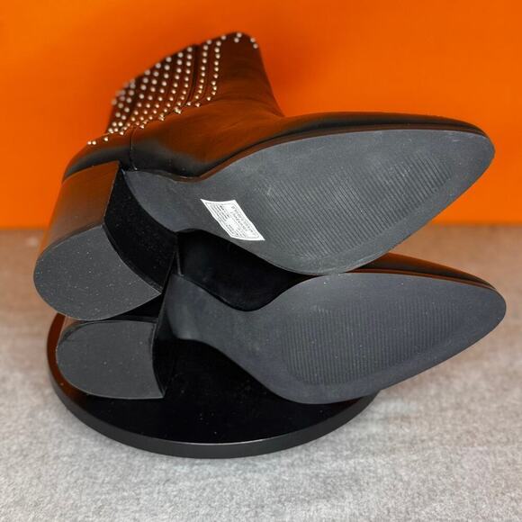 Steve Madden Jaclyn Stud  Heel Bootie Black Leather Size 8 EU‎ 38.5 WITH BOX - Picture 8 of 9